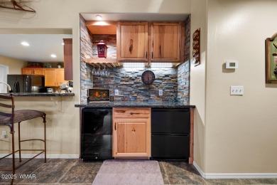 Gorgeous Turn-Key Townhome in Pinetop Lakes Country Club

 on Pinetop Lakes Golf and Country Club in Arizona - for sale on GolfHomes.com, golf home, golf lot