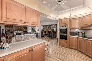 Spacious and lovely Golf Course Home, 2 bedrooms, 2 bathrooms, 2 on Fountain of the Sun Country Club in Arizona - for sale on GolfHomes.com, golf home, golf lot