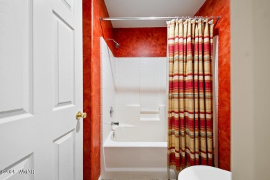 Gorgeous Turn-Key Townhome in Pinetop Lakes Country Club

 on Pinetop Lakes Golf and Country Club in Arizona - for sale on GolfHomes.com, golf home, golf lot