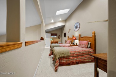 Gorgeous Turn-Key Townhome in Pinetop Lakes Country Club

 on Pinetop Lakes Golf and Country Club in Arizona - for sale on GolfHomes.com, golf home, golf lot