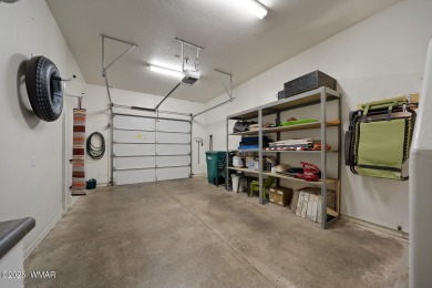 Gorgeous Turn-Key Townhome in Pinetop Lakes Country Club

 on Pinetop Lakes Golf and Country Club in Arizona - for sale on GolfHomes.com, golf home, golf lot