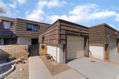 Golf Course Townhome in Las Vegas Country  This townhome, is in on Las Vegas Country Club in Nevada - for sale on GolfHomes.com, golf home, golf lot