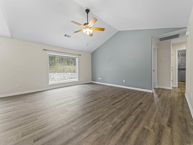 Enjoy Village living in this move-in ready home ideally located on Ponce De Leon Golf Course in Arkansas - for sale on GolfHomes.com, golf home, golf lot