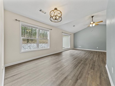 Enjoy Village living in this move-in ready home ideally located on Ponce De Leon Golf Course in Arkansas - for sale on GolfHomes.com, golf home, golf lot