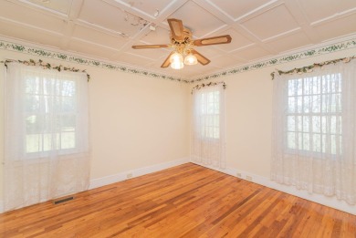 ''Carolina Cottage '' Location, location, location! Located on The Aiken Golf Club in South Carolina - for sale on GolfHomes.com, golf home, golf lot