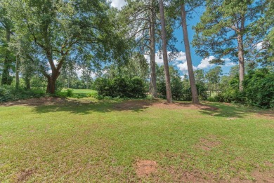 ''Carolina Cottage '' Location, location, location! Located on The Aiken Golf Club in South Carolina - for sale on GolfHomes.com, golf home, golf lot
