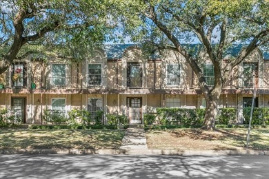Experience the charm of this pristine second-story condo on Ridglea Golf Course in Texas - for sale on GolfHomes.com, golf home, golf lot