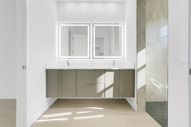 Beautiful 3 bedroom courtyard home with pool and spa located on Providence Golf Club in Florida - for sale on GolfHomes.com, golf home, golf lot