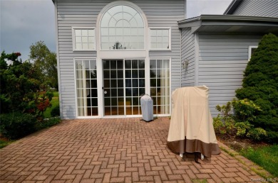 Renovated-Updated-Spacious Mirasol Model Townhouse 3 Bedroom 2.5 on The Greens At Half Hollow in New York - for sale on GolfHomes.com, golf home, golf lot