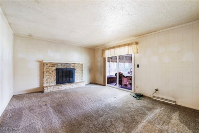 Private 3-Bedroom Home on a Wooded Lot Near Mill Creek Park

 on Metro Parks Par-3 Golf Course in Ohio - for sale on GolfHomes.com, golf home, golf lot