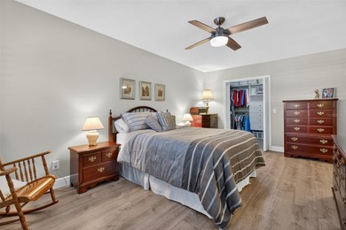 Under contract-accepting backup offers. Welcome to this rare and on On Top Of The World Golf Course in Florida - for sale on GolfHomes.com, golf home, golf lot