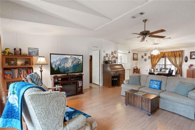Wow.  A spacious 1500+ square foot POOL home in the lovely golf on Brookridge Country Club in Florida - for sale on GolfHomes.com, golf home, golf lot