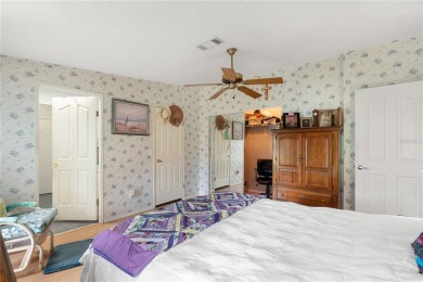Wow.  A spacious 1500+ square foot POOL home in the lovely golf on Brookridge Country Club in Florida - for sale on GolfHomes.com, golf home, golf lot