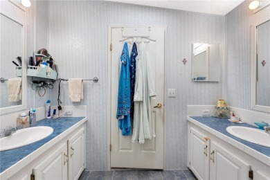 Wow.  A spacious 1500+ square foot POOL home in the lovely golf on Brookridge Country Club in Florida - for sale on GolfHomes.com, golf home, golf lot