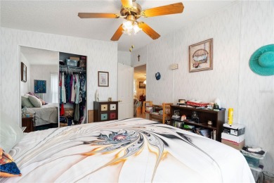Wow.  A spacious 1500+ square foot POOL home in the lovely golf on Brookridge Country Club in Florida - for sale on GolfHomes.com, golf home, golf lot