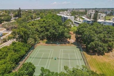 Exclusive Buyer Incentive! Enjoy a lender-paid permanent rate on Pinebrook/Ironwood Golf Course in Florida - for sale on GolfHomes.com, golf home, golf lot