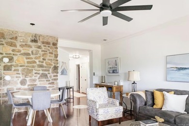 Spectacular 2-bed, 2-bath residence with gorgeous lake and on Diamondhead Golf and Country Club in Arkansas - for sale on GolfHomes.com, golf home, golf lot