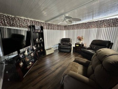 PRICE REDUCED ~ to $119,900. This spacious and meticulously on Four Lakes Golf Club in Florida - for sale on GolfHomes.com, golf home, golf lot