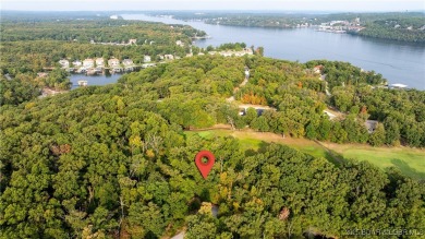 Have you ever wanted to live on a golf course? Well look no on The Club At Porto Cima in Missouri - for sale on GolfHomes.com, golf home, golf lot