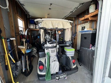 PRICE REDUCED ~ to $119,900. This spacious and meticulously on Four Lakes Golf Club in Florida - for sale on GolfHomes.com, golf home, golf lot