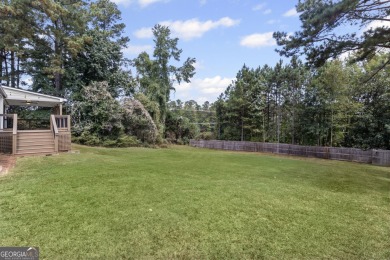 MOVE-IN READY, Extremely Clean and Well Maintained Traditional on Newnan Country Club in Georgia - for sale on GolfHomes.com, golf home, golf lot