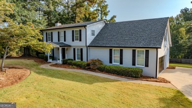 MOVE-IN READY, Extremely Clean and Well Maintained Traditional on Newnan Country Club in Georgia - for sale on GolfHomes.com, golf home, golf lot