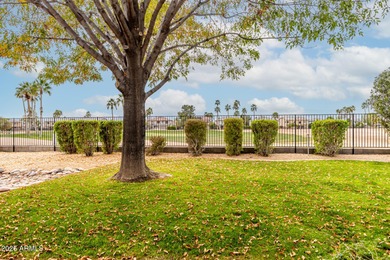 On the golf course at Greenfield Lakes! Enjoy this comtemporary on Greenfield Lakes Golf Club in Arizona - for sale on GolfHomes.com, golf home, golf lot