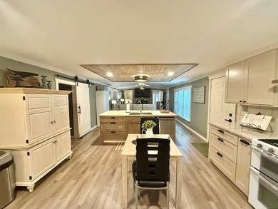 This stunning 2-bedroom, 2-bath partially furnished manufactured on Pendleton Harbor in Texas - for sale on GolfHomes.com, golf home, golf lot