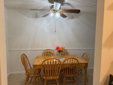 Great opportunity to own this cute condo in Sunrise Lakes on Sunrise Lakes Phase III in Florida - for sale on GolfHomes.com, golf home, golf lot