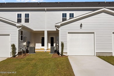 Holiday Special! Choose either a FREE golf cart or a Move-In on Carolina Colours Golf Club in North Carolina - for sale on GolfHomes.com, golf home, golf lot