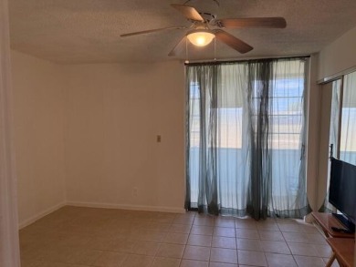 Great opportunity to own this cute condo in Sunrise Lakes on Sunrise Lakes Phase III in Florida - for sale on GolfHomes.com, golf home, golf lot