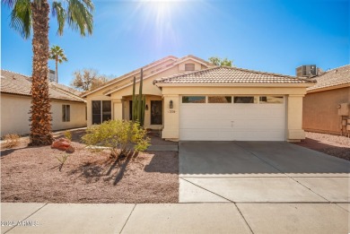 Here is your chance to own a golf course lot! This 4-bedroom on Ahwatukee Country Club in Arizona - for sale on GolfHomes.com, golf home, golf lot