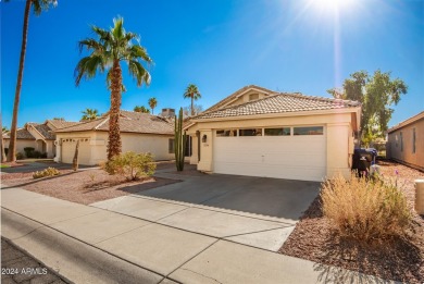 Here is your chance to own a golf course lot! This 4-bedroom on Ahwatukee Country Club in Arizona - for sale on GolfHomes.com, golf home, golf lot