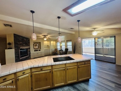 MOTIVATED SELLER! 2bd/2ba, wonderful open floor plan with on Paradise Peak Golf Course in Arizona - for sale on GolfHomes.com, golf home, golf lot