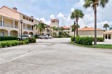 This delightful ground floor condo is the perfect getaway to on Grand Harbor Golf and Country Club in Florida - for sale on GolfHomes.com, golf home, golf lot