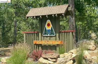 Townhome living on the golf course! Nestled within the gated on  in California - for sale on GolfHomes.com, golf home, golf lot