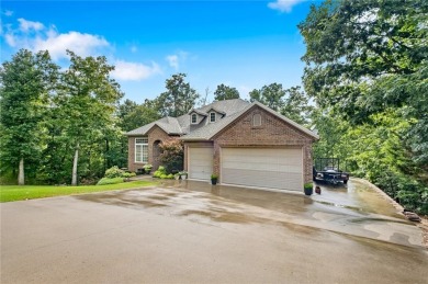 This home has so much to offer, including being located only .1 on Bella Vista - Metfield Golf Complex and Country Club in Arkansas - for sale on GolfHomes.com, golf home, golf lot