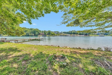 The perfect lakefront lot in the perfect location! on Mariners Landing Golf and Country Club in Virginia - for sale on GolfHomes.com, golf home, golf lot