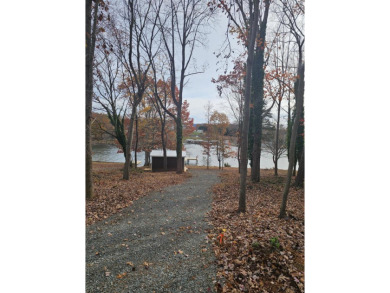 The perfect lakefront lot in the perfect location! on Mariners Landing Golf and Country Club in Virginia - for sale on GolfHomes.com, golf home, golf lot