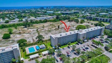 East Boca. 30-year inspection just passed. Totally updated on Ocean Breeze Golf and Country Club in Florida - for sale on GolfHomes.com, golf home, golf lot