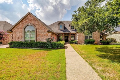 This beautiful one story Aledo home  is located in the coveted on Lost Creek Golf Course in Texas - for sale on GolfHomes.com, golf home, golf lot