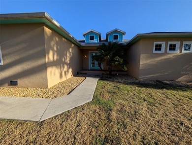 Built in 2017, this ranch-style residence offers 4 bedrooms, 2.5 on Oak Ford Golf Club in Florida - for sale on GolfHomes.com, golf home, golf lot