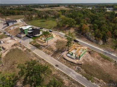 Come build your dream home in the newest lake community at Lake on The Oaks Golf Course in Missouri - for sale on GolfHomes.com, golf home, golf lot