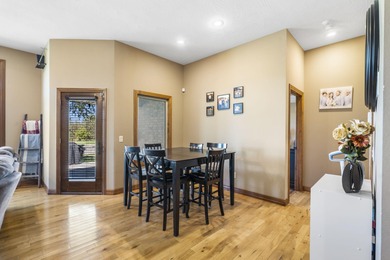 Welcome to this beautiful all-brick, single-story home in the on Deer Lake Golf Club in Missouri - for sale on GolfHomes.com, golf home, golf lot