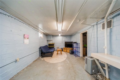 What a delightful gem on Des Moines Southside, complete with on Wakonda Club in Iowa - for sale on GolfHomes.com, golf home, golf lot