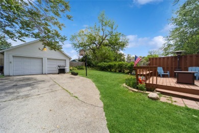What a delightful gem on Des Moines Southside, complete with on Wakonda Club in Iowa - for sale on GolfHomes.com, golf home, golf lot