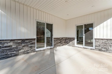 Gorgeous brand new 4 bedroom home in the lakefront golf course on Woodbridge Golf Links in North Carolina - for sale on GolfHomes.com, golf home, golf lot