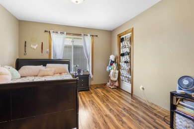Welcome to this beautiful all-brick, single-story home in the on Deer Lake Golf Club in Missouri - for sale on GolfHomes.com, golf home, golf lot
