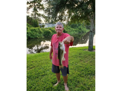 FULLY UPDATED THROUGHOUT - Welcome to 218 Lamonte Point Ct in on DeBary Golf and Country Club in Florida - for sale on GolfHomes.com, golf home, golf lot