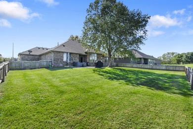 Welcome to this beautiful all-brick, single-story home in the on Deer Lake Golf Club in Missouri - for sale on GolfHomes.com, golf home, golf lot